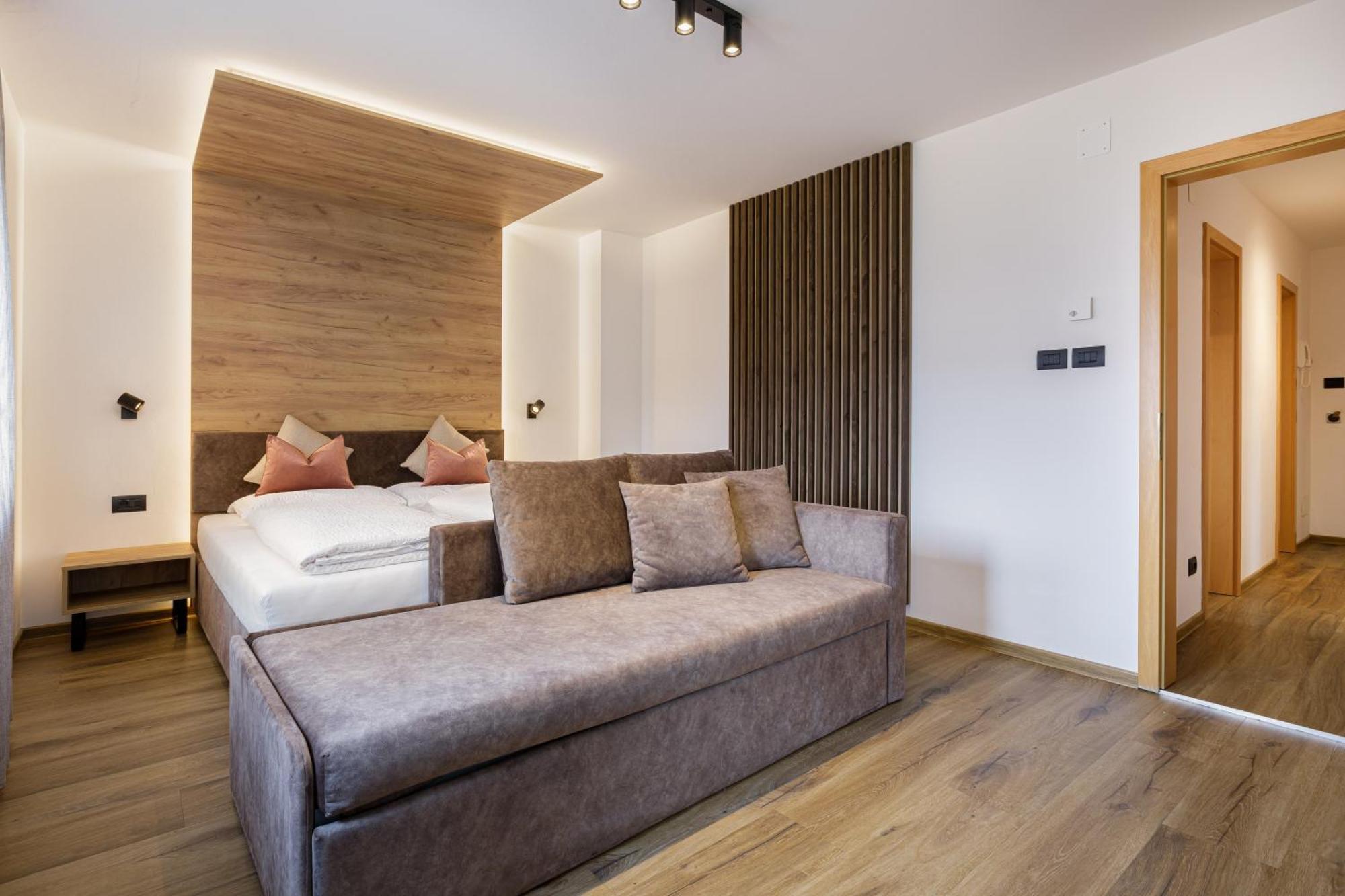 Family Aparthotel Winklwiese Olang Exterior foto